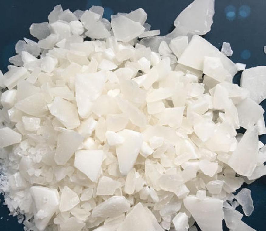 Bulk supplier of Non-Ferric Aluminium Sulfate Granular 16% (iron-free alum) for drinking water, paper & textile industries. Prevents discoloration in sensitive applications.